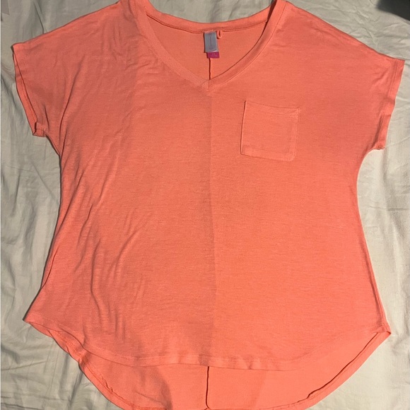 No Boundaries Tops - No Boundaries, T-shirt, peach color, Jr L (11/13)